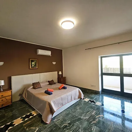 Spacious Swieqi For Families Groups Close To Paceville And St Julians Villa Is-Swieqi