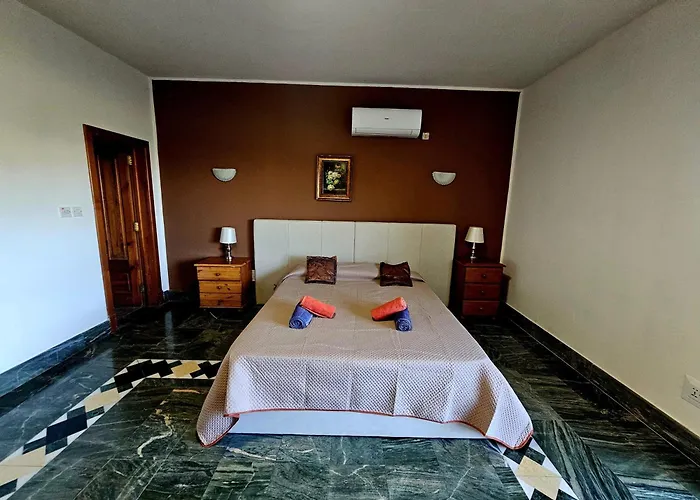 וילה Spacious Swieqi For Families Groups Close To Paceville And St Julians